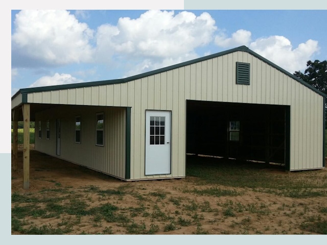 Строительство конюшен в Дубне